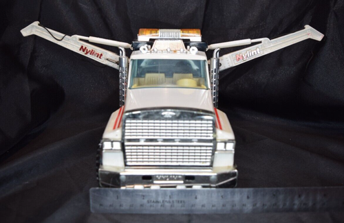 Vintage NYLINT Ford Motorcraft TWIN BOOM WRECKER TOW Truck THE BEAST - Picture 16 of 18