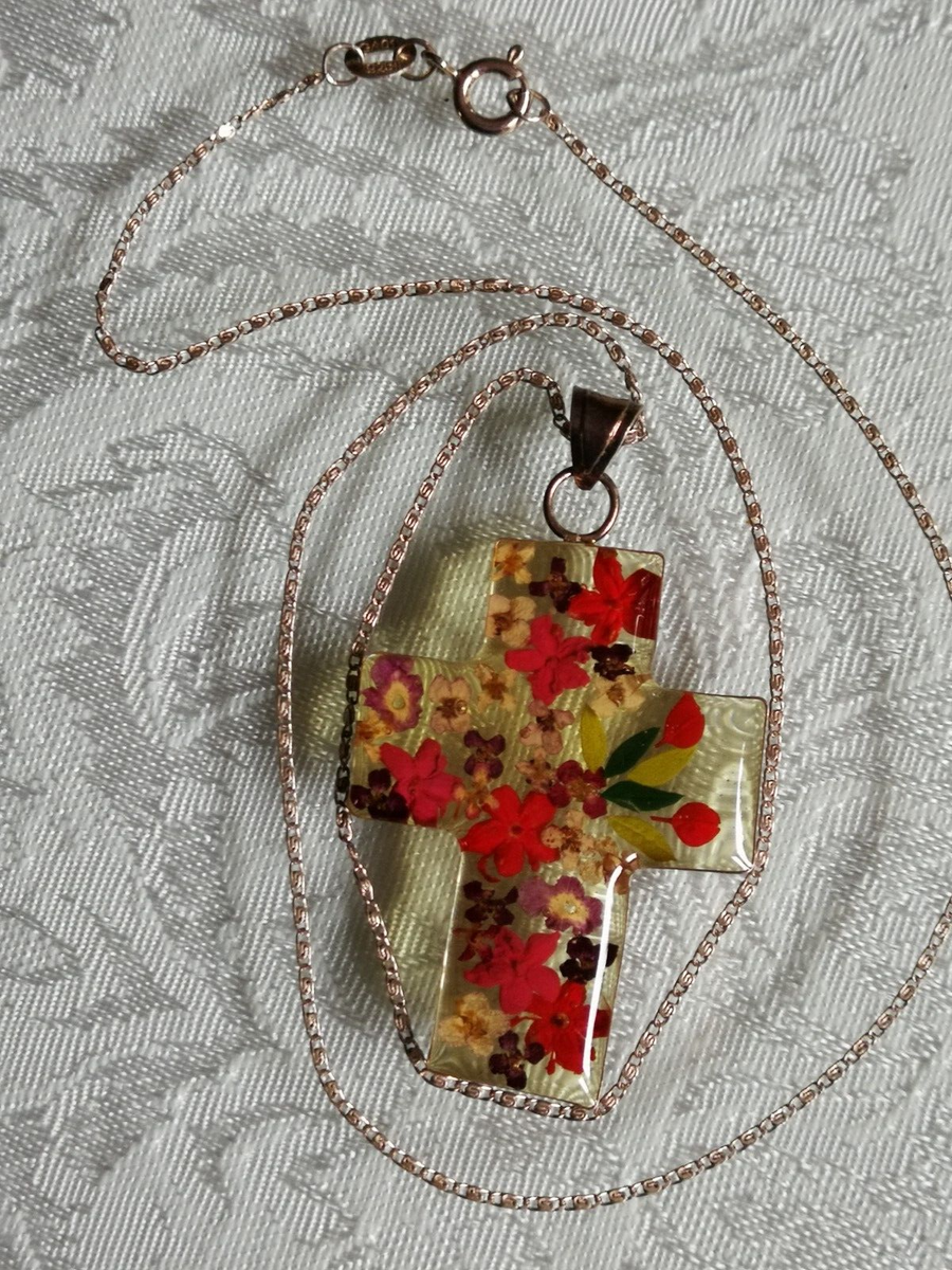 Vtg GA01 925 Sterling Dried Flowers Lucite Cross Pendant 1.5