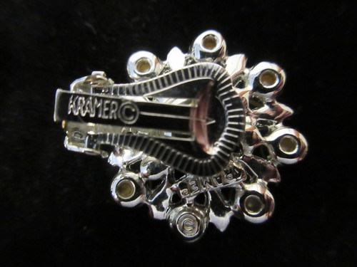 Vintage Kramer Climber Clip on Earrings Silver tone Rhinestone 1" - Picture 2 of 4