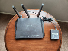 NETGEAR Nighthawk R7000 AC1900 Smart WiFi Router with power cord