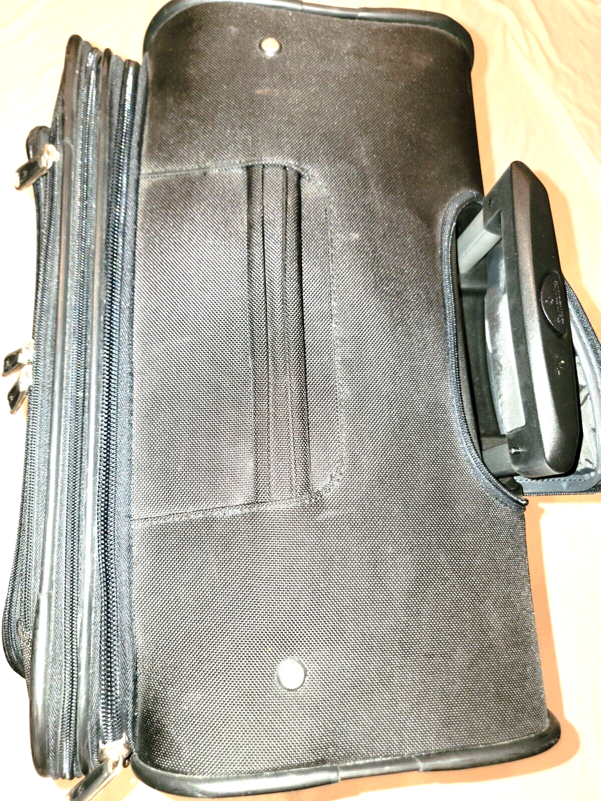 Picture 6 of 9