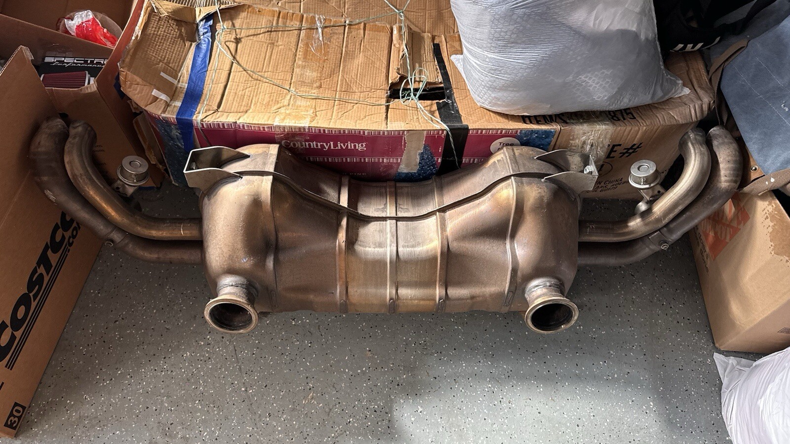 AUDI R8 2014 Spyder FACTORY GENUINE ORIGINAL EQUIPMENT EXHAUST MUFFLER SYSTEM