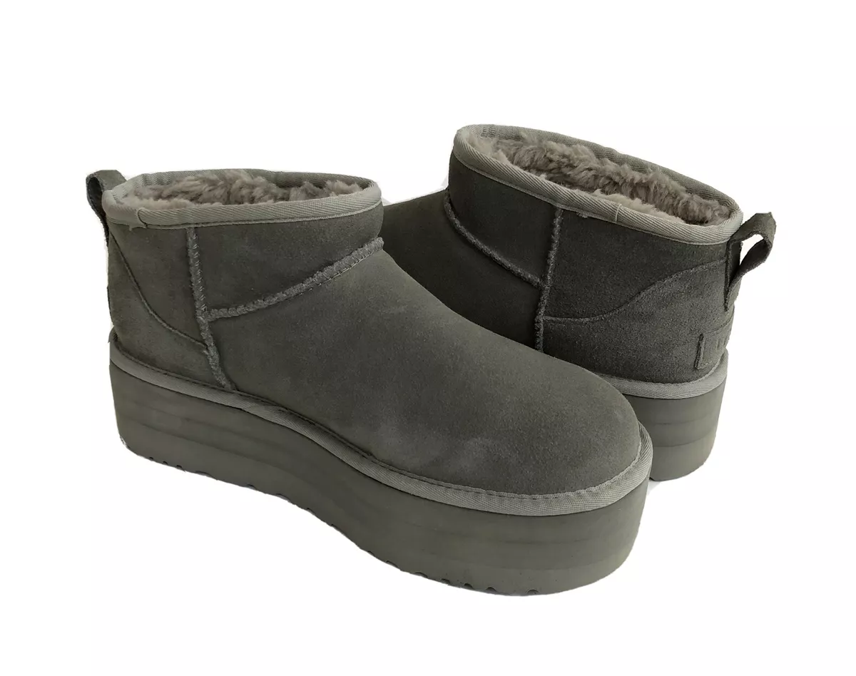 UGG CLASSIC ULTRA MINI PLATFORM MOSS GREEN SHEARLING BOOT US 9 / EU 40 / UK 7 UGG CLASSIC ULTRA MINI PLATFORM MOSS GREEN SHEARLING BOOT US 9 / EU 40 / UK 7