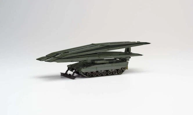 Herpa Military Brückenlegepanzer Leguan, undekoriert 746724 - Bild 1 von 1