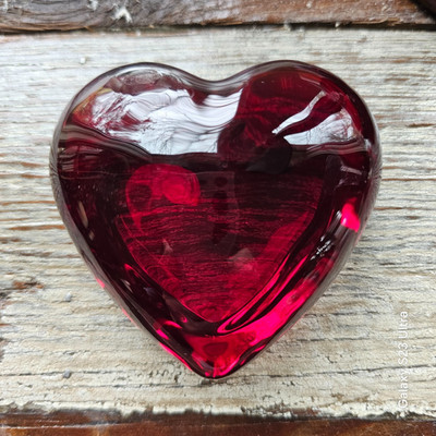 BACCARAT Ruby Red Crystal Heart Art Glass Paperweight Vanity Decor