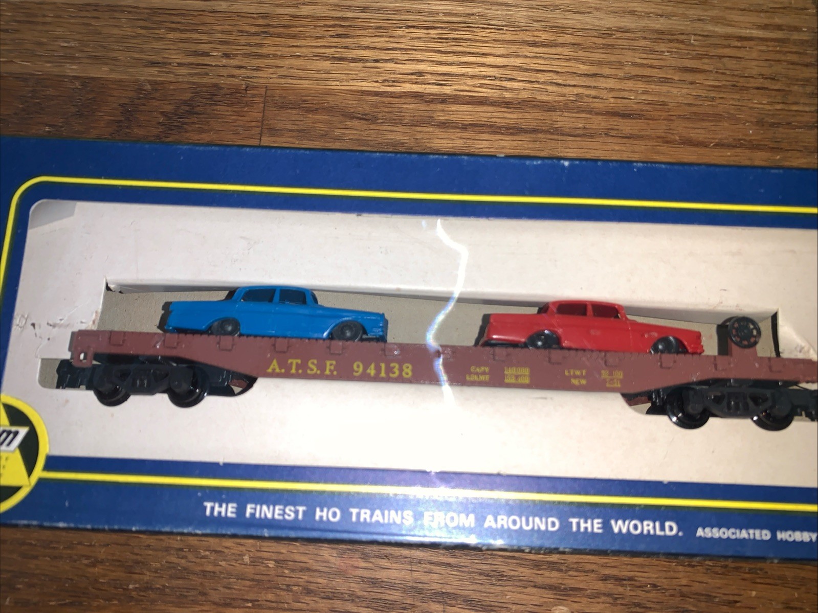 Picture 1 of 4