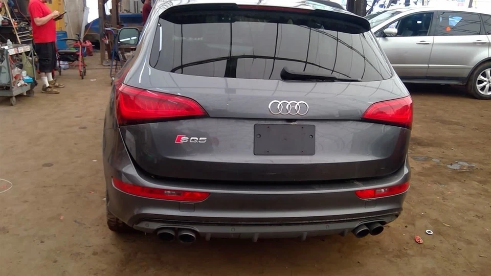 (LOCAL PICKUP ONLY) Trunk/Hatch/Tailgate Spoiler S Line Fits 14-17 AUDI Q5 66753 Foto 2 de 4