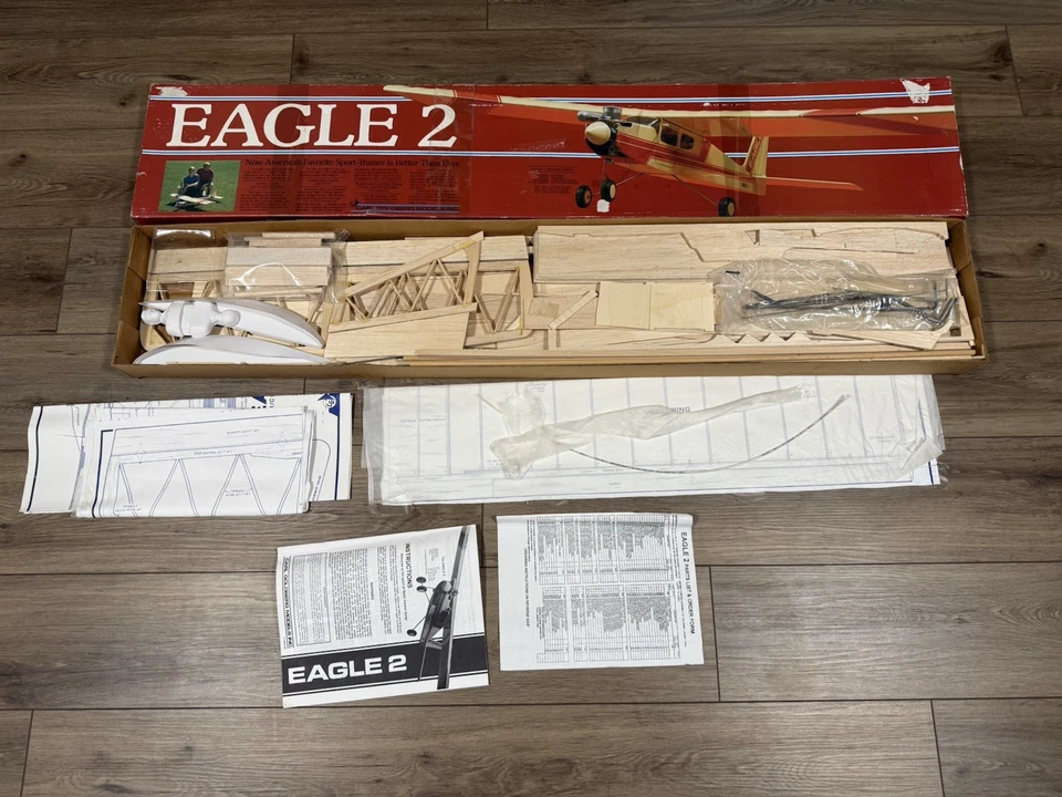 复古 Carl Goldberg Eagle 2 63 英寸 Wingspan Balsa 遥控模型飞机套件 未制造 — 第 2/4 张图片