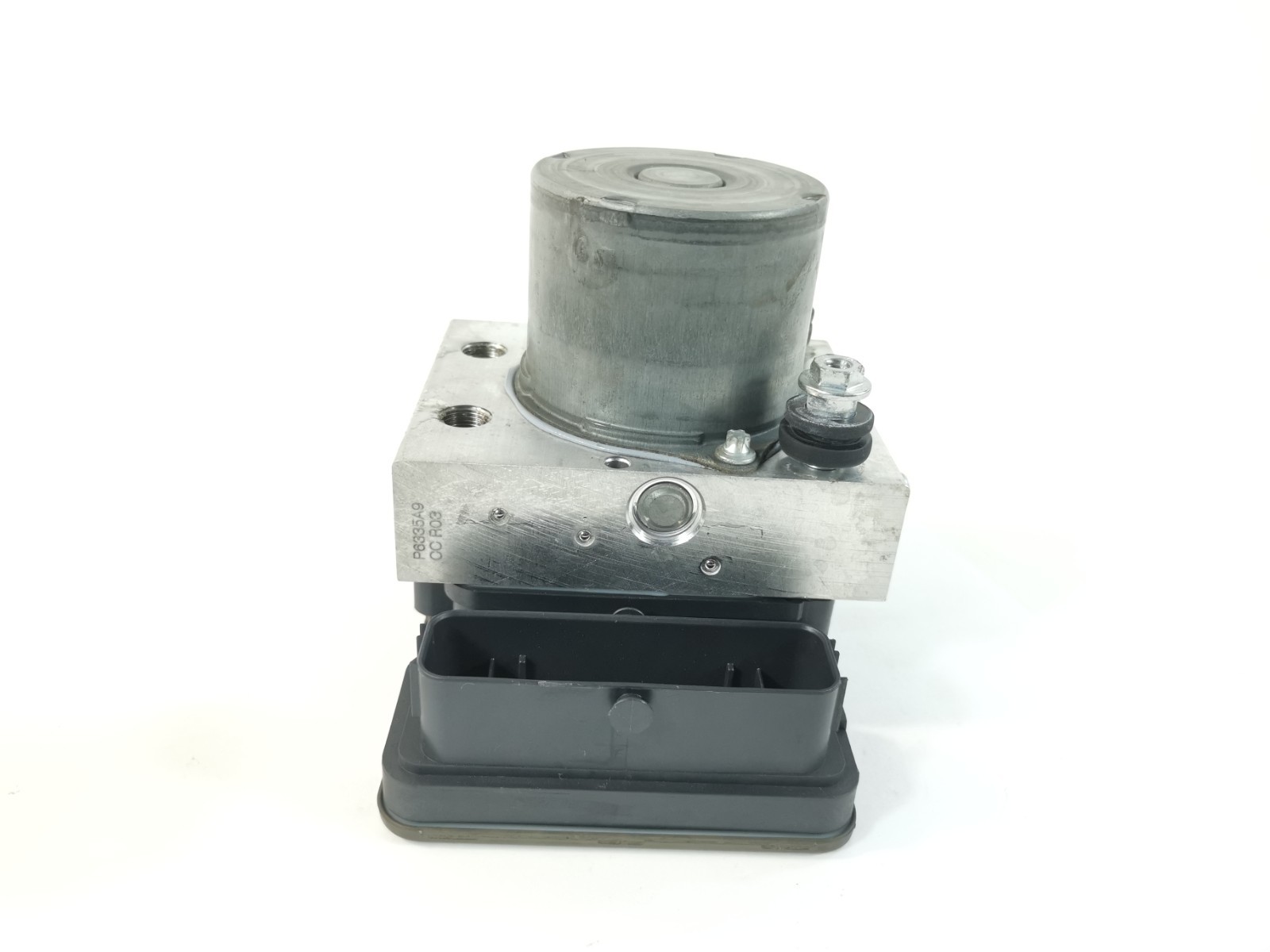 MASERATI LEVANTE S 3.0L AWD 2017  ABS Anti Lock Brake Pump Module 670032078 OEM