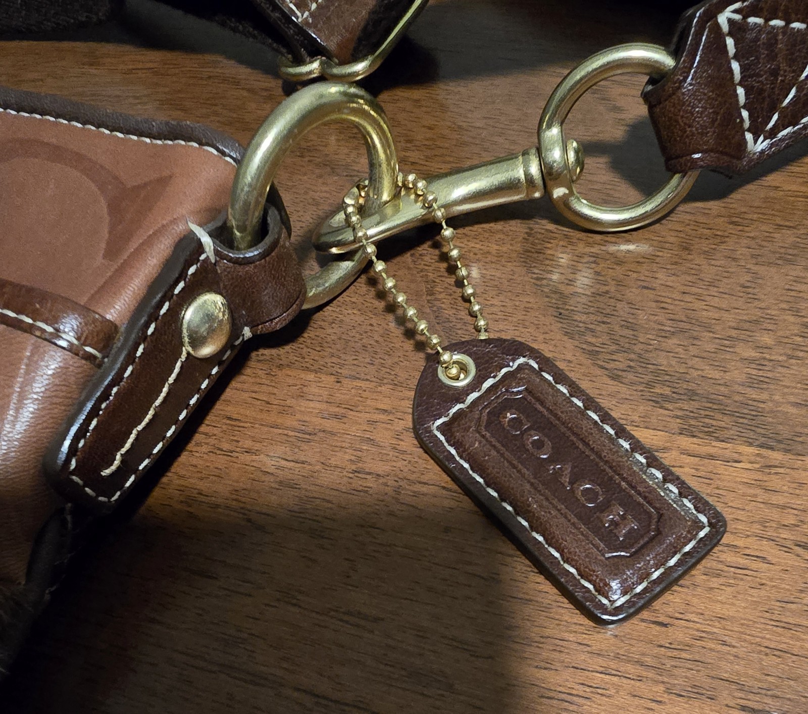 COACH 10439 Patchwork Swingpack Crossbody Bag Sue… - image 3