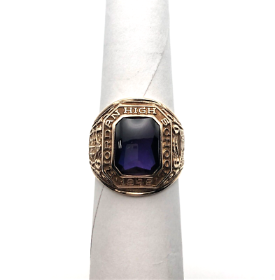 10k Gold Vintage Class Ring with Amethyst, 1960 Riordan High 10k Gold Vintage Class Ring with Amethyst, 1960 Riordan High