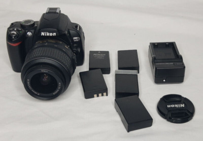 Nikon D60 10.2MP Digital DSLR Camera w/ AF-S Nikkor DX 18-55mm VR