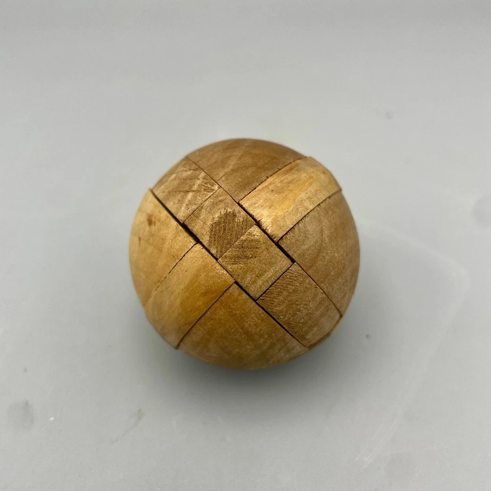 Rompicapo gioco logica in legno "Sfera" 1970 ca - Image 3 of 3