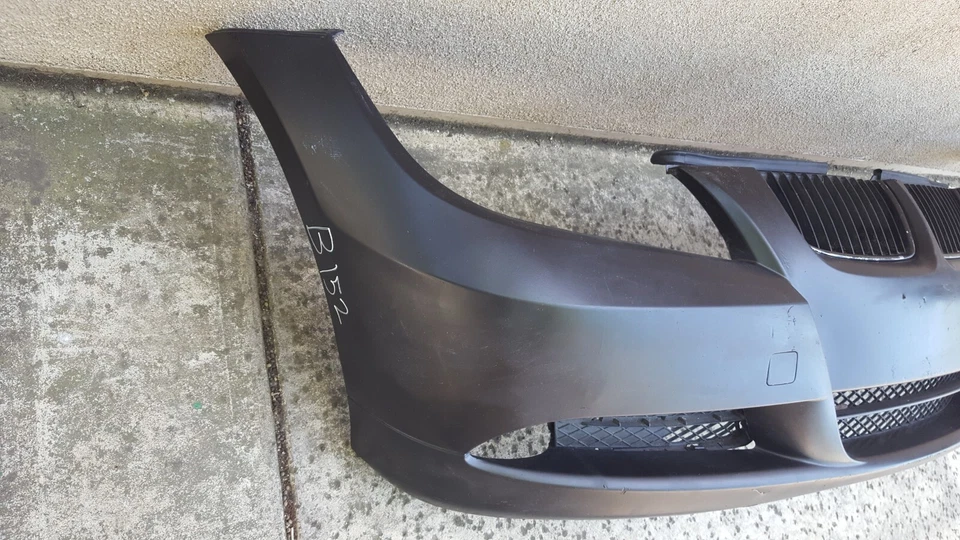 BMW SERIE 3 325i 328i 330i 2006-2008 cubierta de parachoques delantero OEM B152 Foto 2 de 4