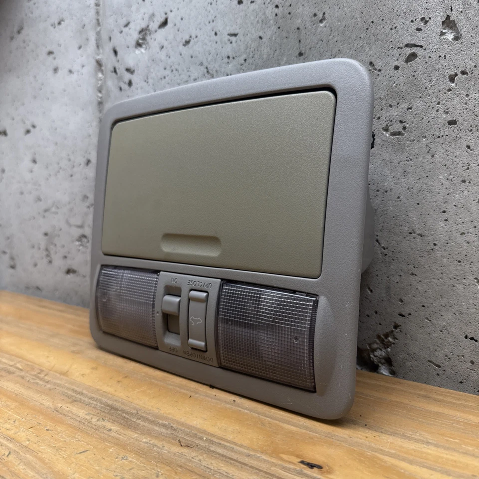 2005-2013 NISSAN XTERRA PATHFINDER OVERHEAD CONSOLE DOME LIGHT SUNROOF GRAY OEM - Image 2 of 4