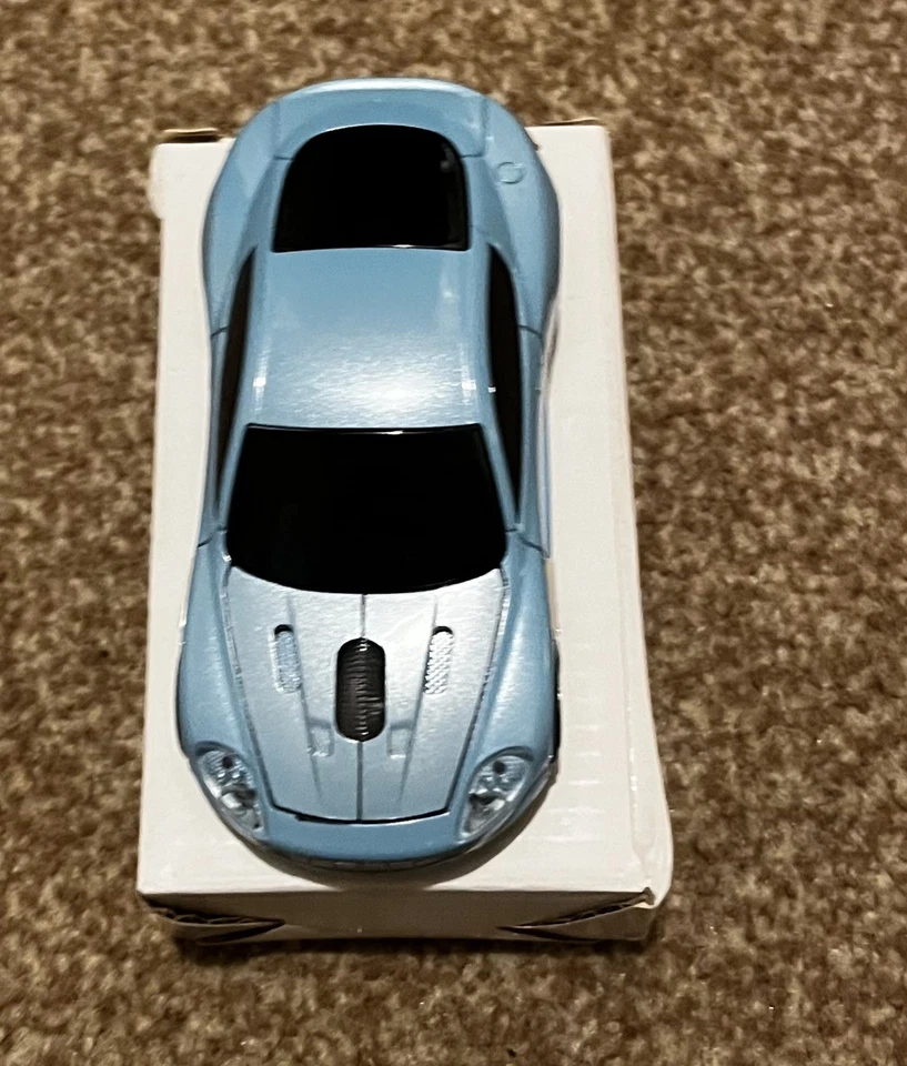 Aston Martin DBS Car Wireless Optical Mouse PC Laptop USB Blue - Image 2 of 3