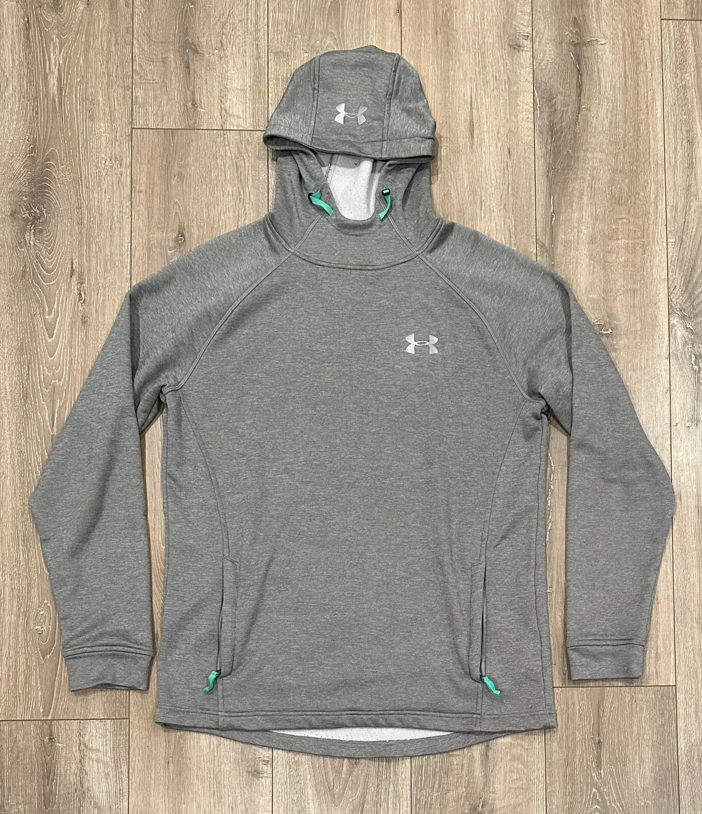 UNDER ARMOUR Women’s ColdGear Pullover Hoodie Sweatshirt Medium Gray Curved Hem