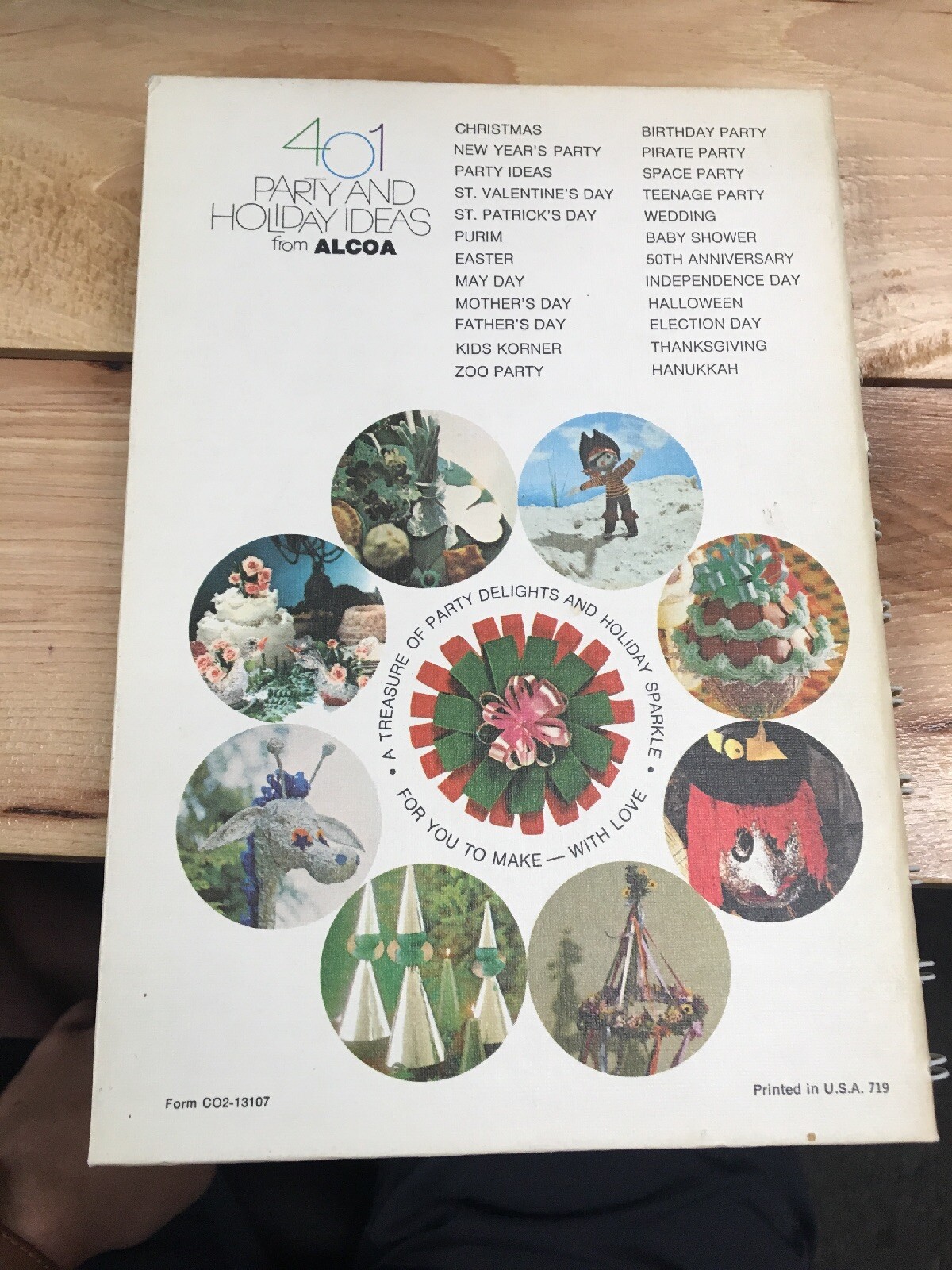 401 Party and Holiday Ideas from Alcoa Conny Von Hagen 1971 Vintage eBay