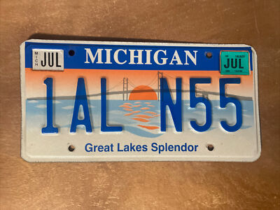2004 Michigan License Plate Great Lakes Splendor # 1AL N55