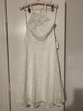 Lulus Women’s Dress Fit And Flare Medium Snow White Floral Pattern NWT Sexy