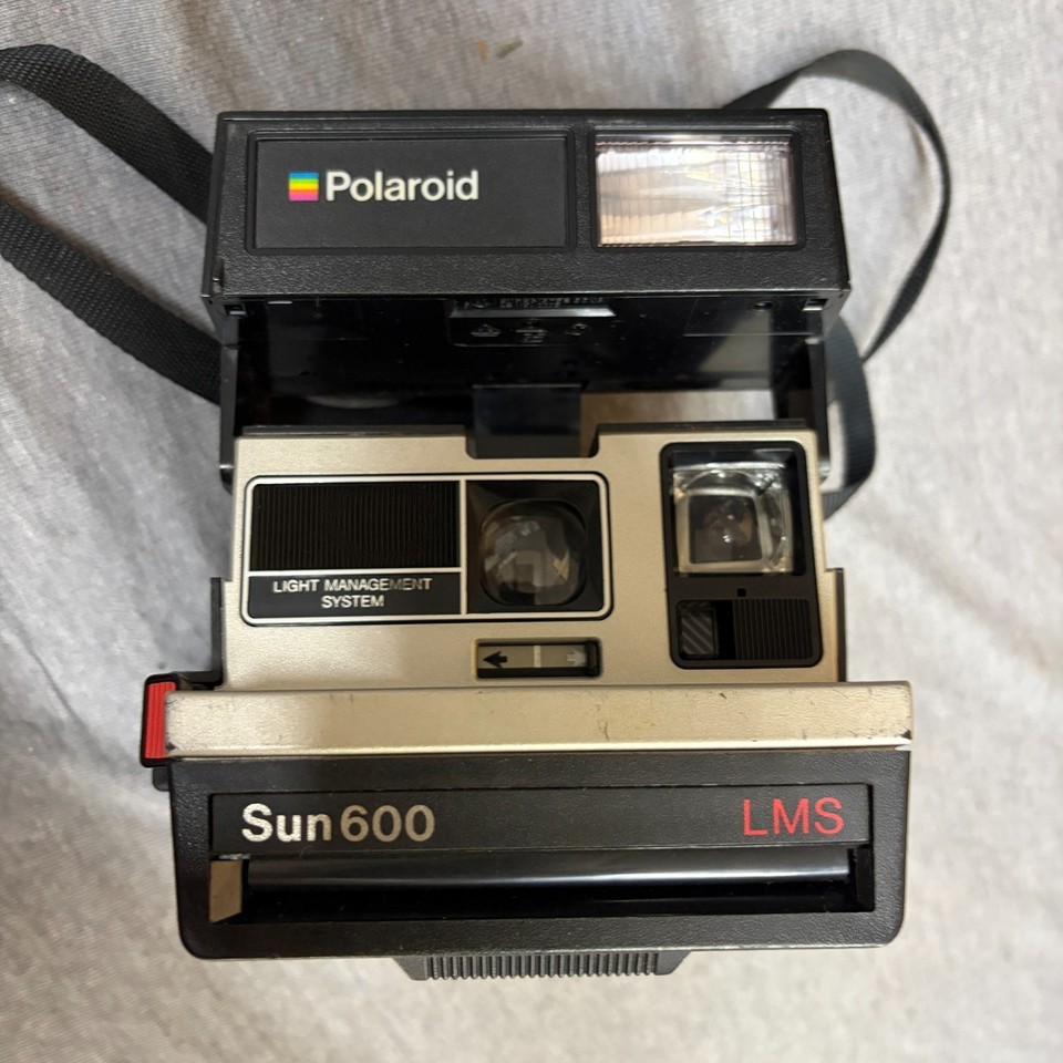 Vintage Very Clean Polaroid Sun 600 LMS Instant Camera 1980’s tested