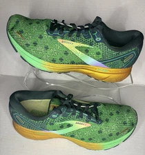 Brooks Run Lucky Shamrock 4 Leaf Clover Green Running Shoes Size 9