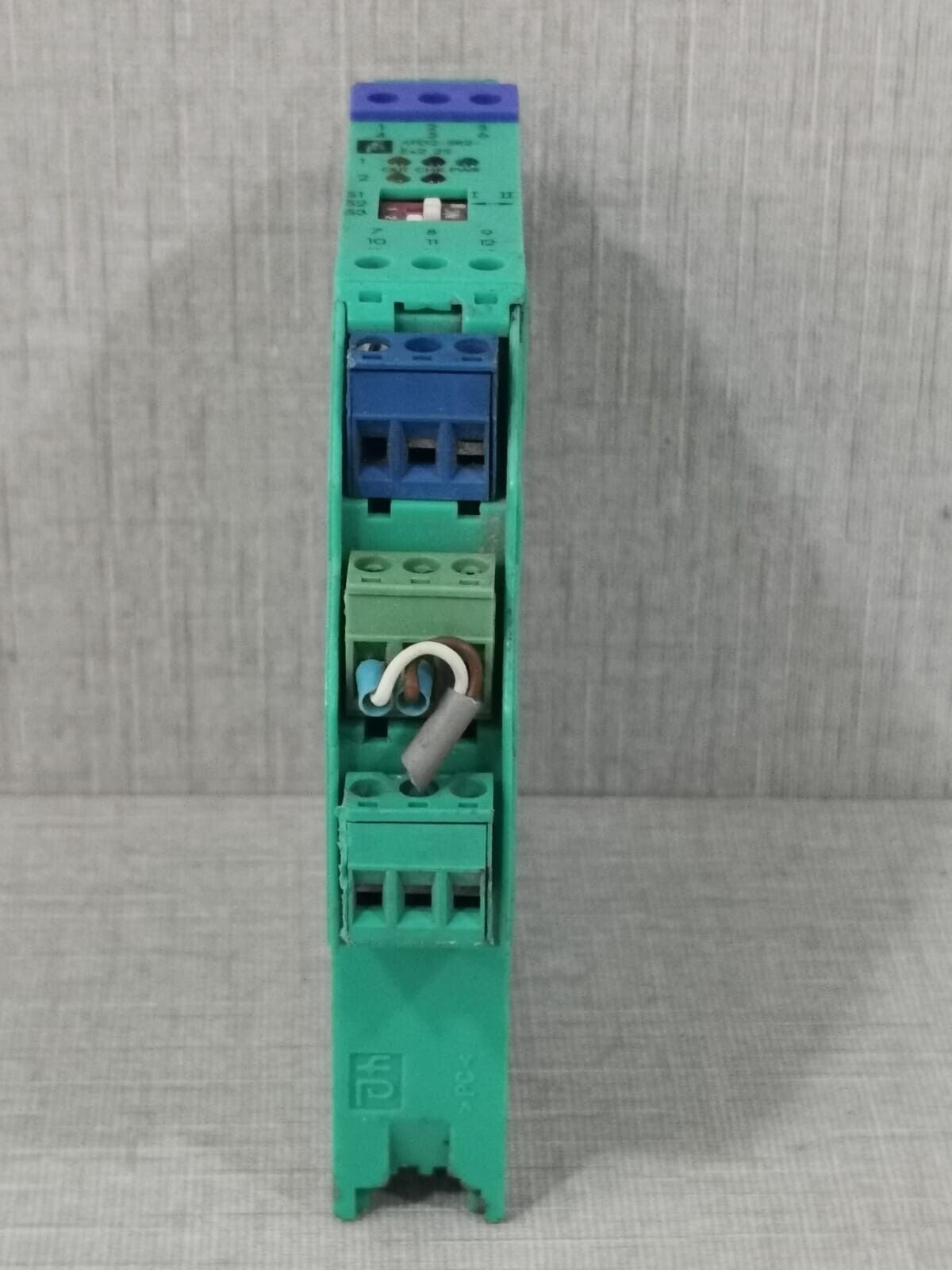 Pepperl+Fuchs 103376S PEPPERL+ FUCHS KFD2-SR2-EX2.2S K-SYSTEM SWITCH AMPLIFIER P/N.103376S 5