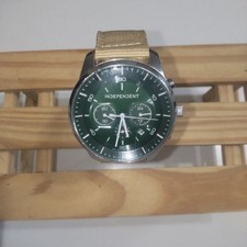 INDEPENDENT Solar Green Analog Watch with Military Band