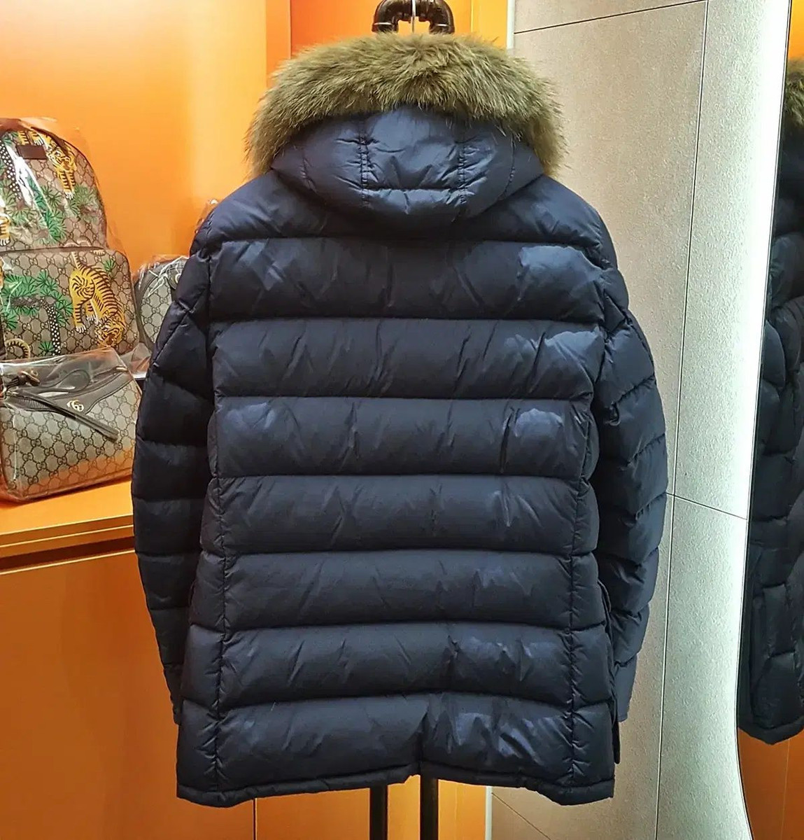 Moncler Navy Cluny Padded Coat 3 Size SKU12345 | eBay Moncler Navy Cluny Padded Coat 3 Size SKU12345 | eBay