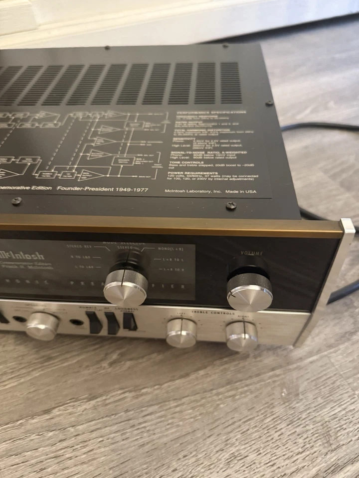 McIntosh C22 CE Tube Preamplifier - Image 3 of 4