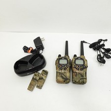 Midland GXT1050 Two Way Radios Camo X-Tra Talk Pair Good with Charging Dock