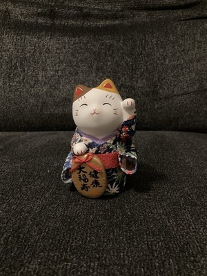 Kimono Calico Kitty Japanese Ceramic Ornament Figurine Kawaii Doll