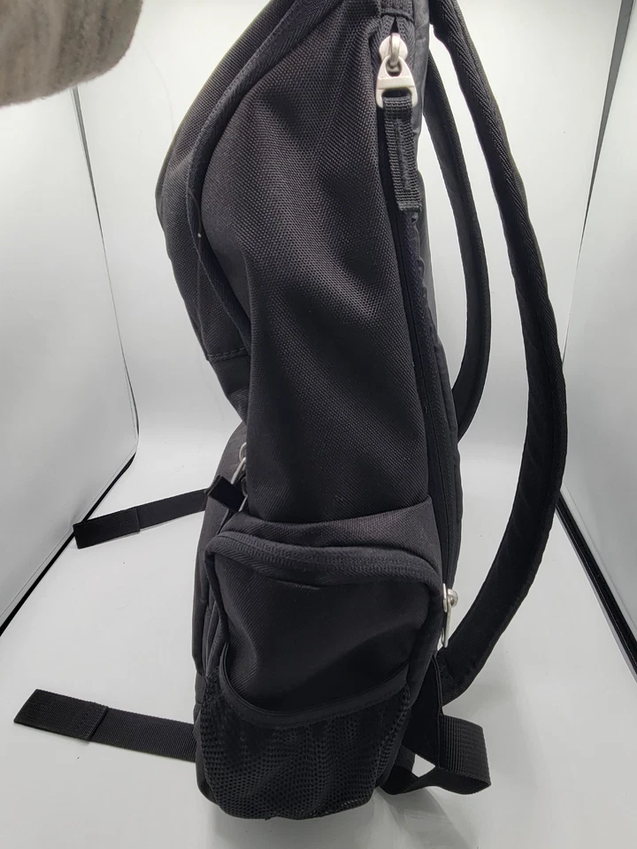 Mochila Oakley Matco Tools con varios bolsillos Foto 4 de 4