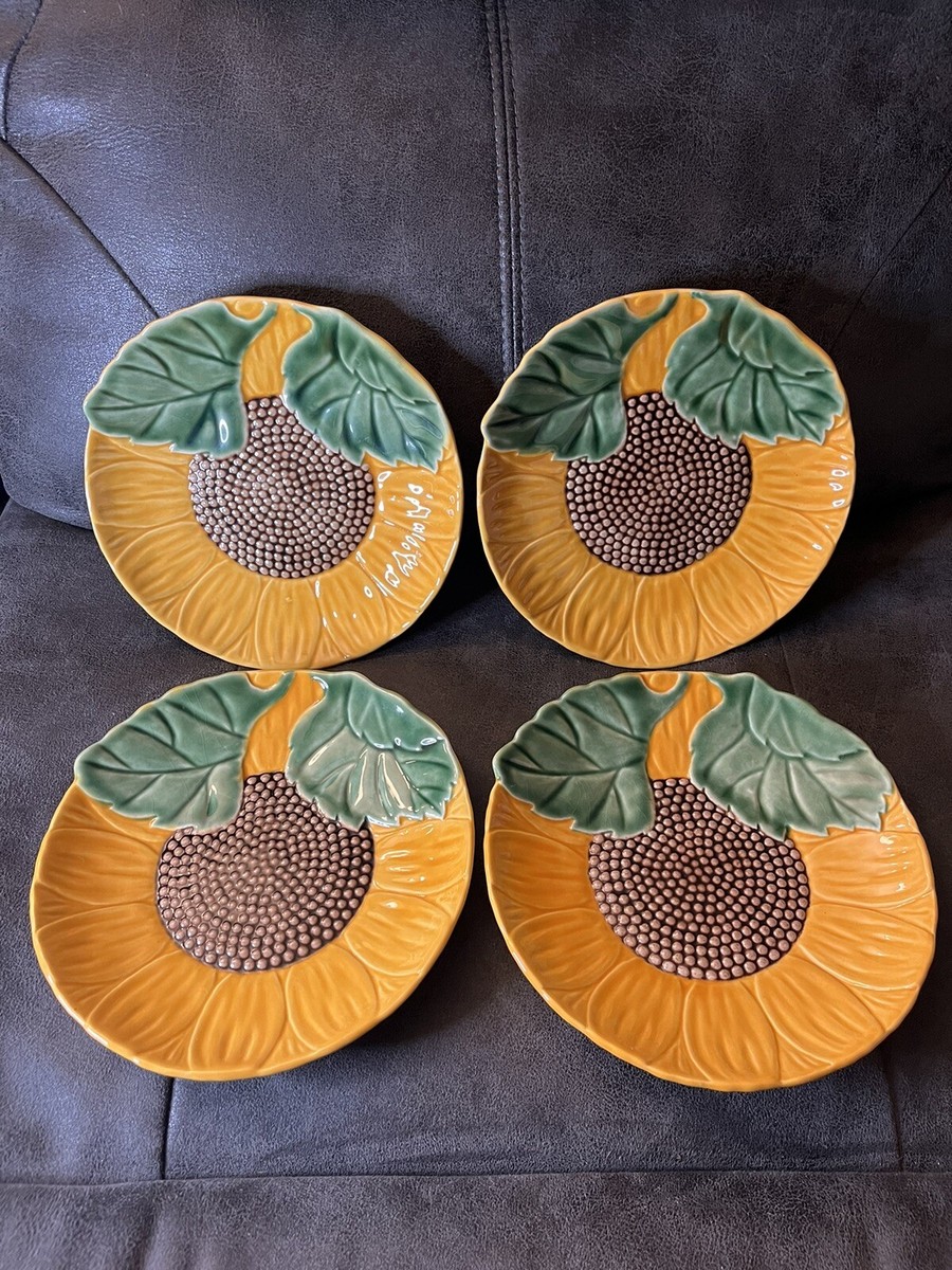 VTG Set Of 4 Bordallo Pinheiro 8”Sunflower Salad Plates. Made In