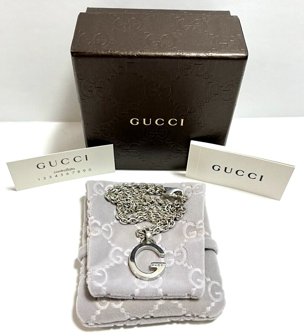 Collier GUCCI Logo G Argent 925 Pendentif Homme Femme avec boite et accessoires