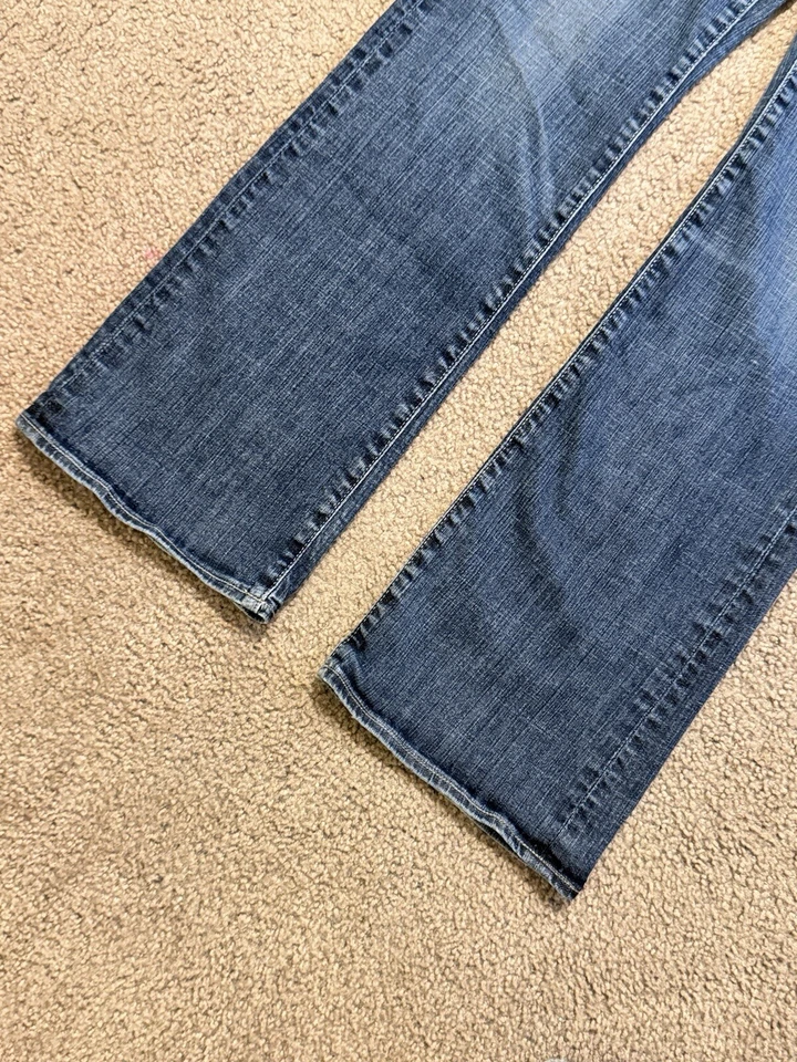 Pantalones de mezclilla Loyal para mujer 32x32 H&M corte boot acampanado campana parte inferior de colección azules EE. UU. Foto 2 de 4