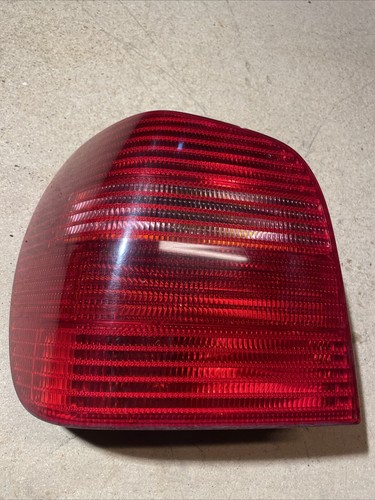 VW Polo 6N2 5 Türer Rücklicht Rückleuchte Hecklicht hinten links 6N0945095H