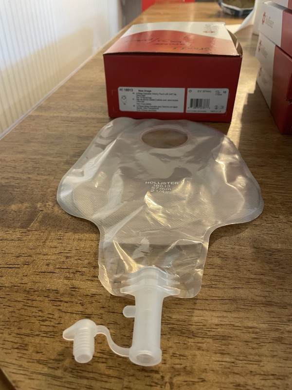 Hollister Ostomy Bag 2-1/4 Two Piece With Drain Spout. Clear. 10 Total. New.