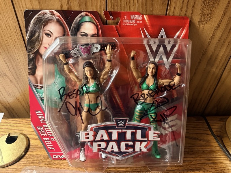 Nikki & Brie Bella Signed WWE Battle Pack 38 Green Gear w/ Besos & Brie Mode