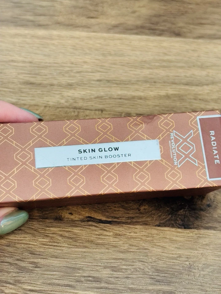XX Revolution Skin Glow Tinted Skin Booster Bronzer Glow Natural Boost 27ml. - Image 2 of 3
