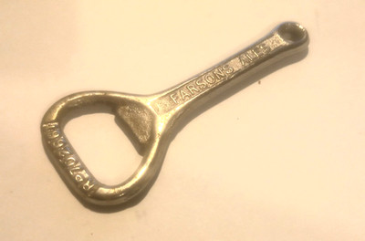 Farsons Ales Flaschenöffner 'Cisk Lager'. Schöner Zustand.