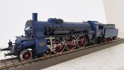 Liliput 4000 VIb 1001 Bad. St.b. DC wie neu Zuglok Orientexpress CIWL