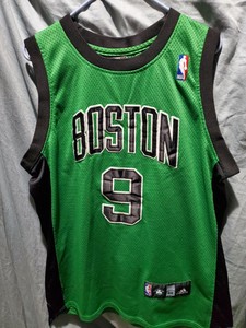 green celtics jersey