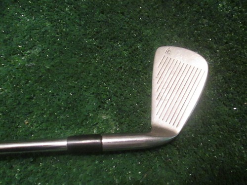 Golf Tommy Armour 845S 5 iron Left Handed VERY Light Use All Original Incl. Grip - Picture 4 of 14