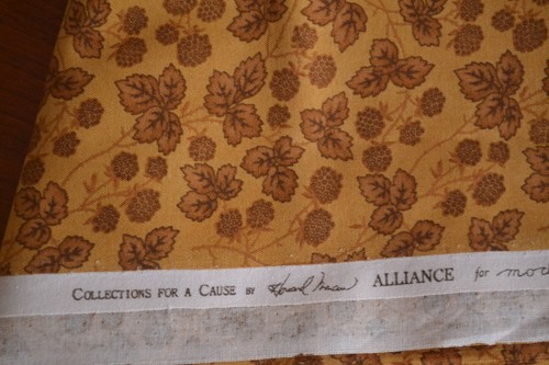 20" Long, Brown Leaves on Gold Quilt Cotton, Moda/Marcus/Alliance/46050. M8705 - Picture 5 of 7