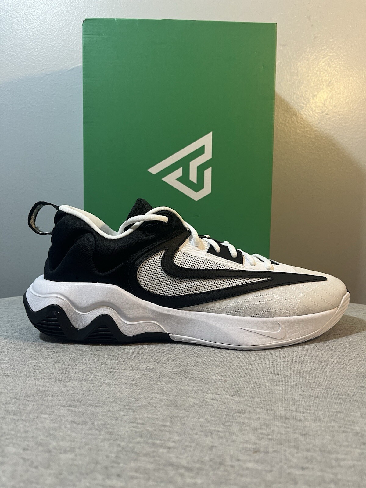 Nike Giannis Immortality 3 Black White Basketball Men's Shoe Size 11 DZ7533 100