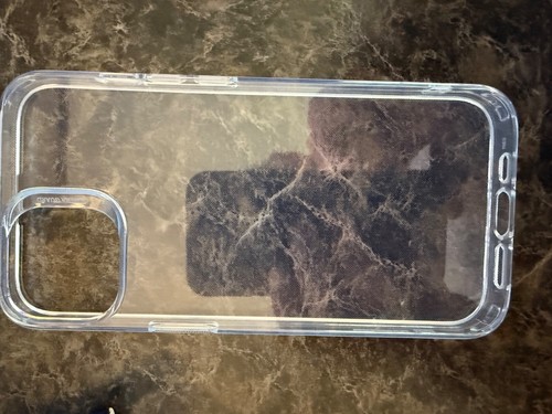 ESR Case for iPhone 14 & 13 Clear - Zdjęcie 3 z 5