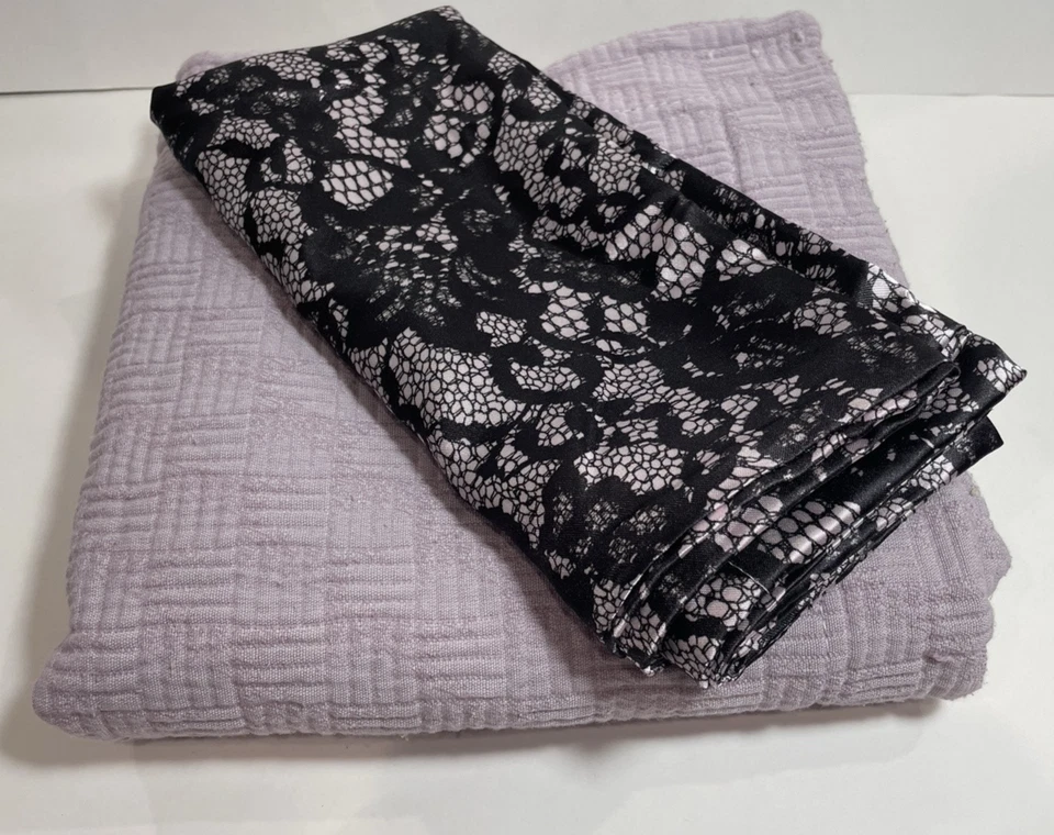 King Satin Sheet Set Black Lilac Lace Design and 2 Fieldcrest Lilac Pillow Shams - Image 3 of 4