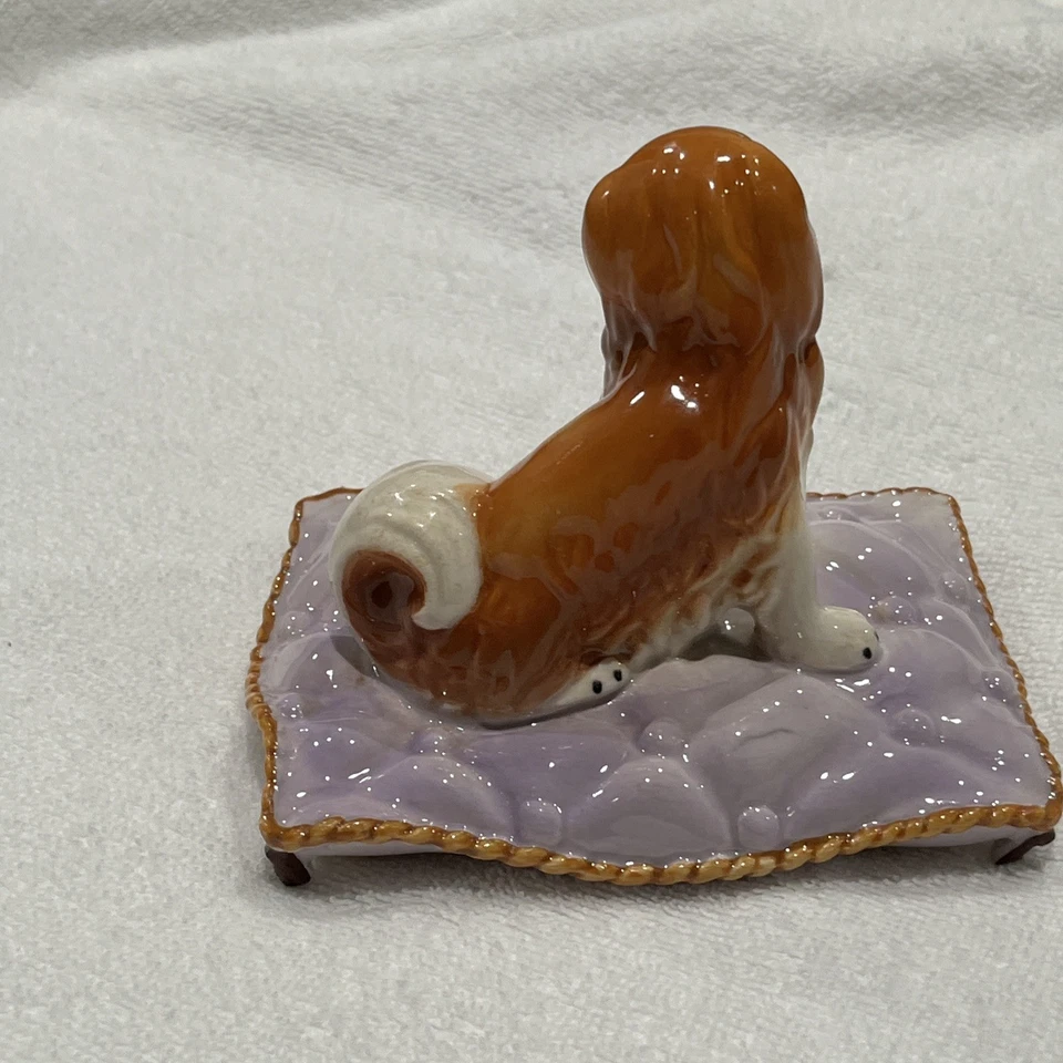 Estatuilla de perro de porcelana vintage  Foto 2 de 4