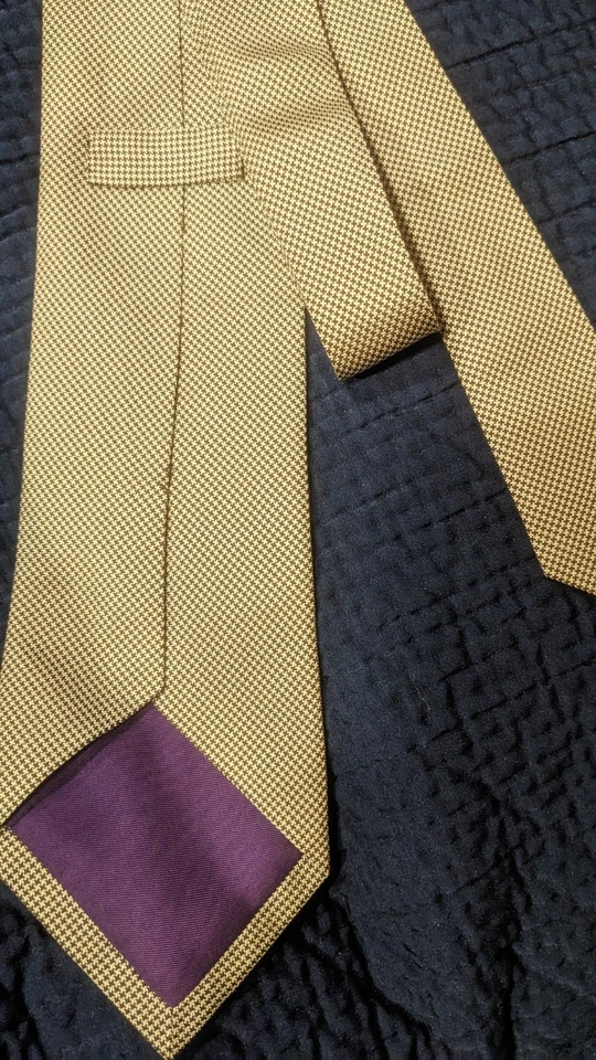 Ralph Lauren Purple Label Houndstooth Tie Vintage, Made in England, 100% Silk - Image 2 of 4